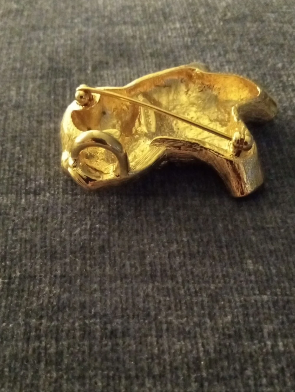 Vintage AVON Teddy Bear Brooch